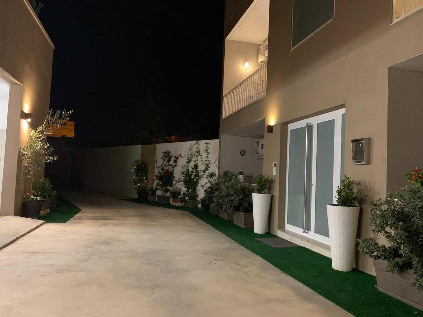 Fl 1 Ta'Lonza Luxury With Hot Tub By Homely Mellieħa Εξωτερικό φωτογραφία